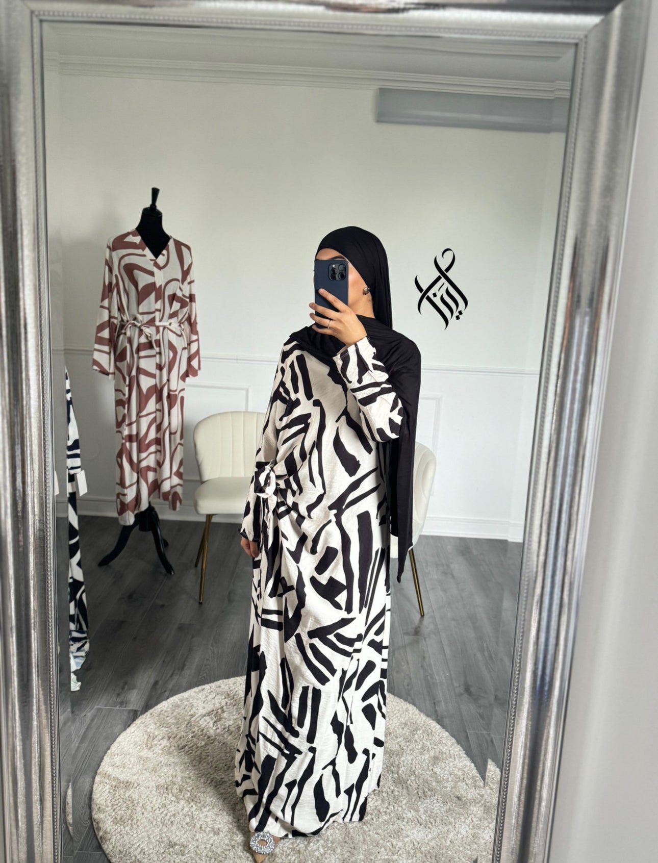 Robe Maya noir