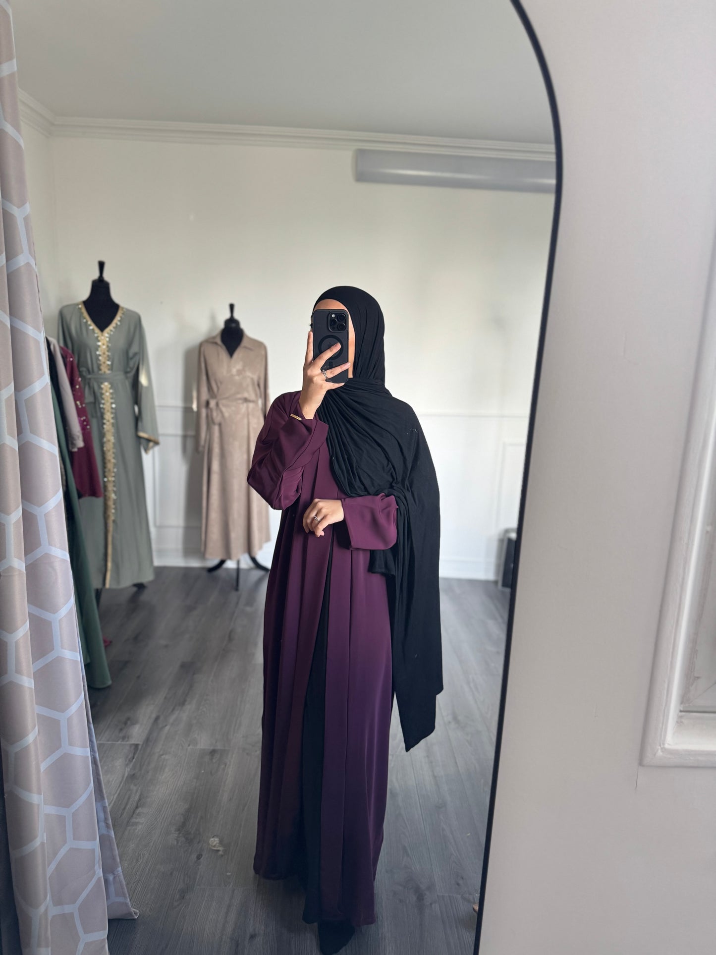 Abaya Ayna