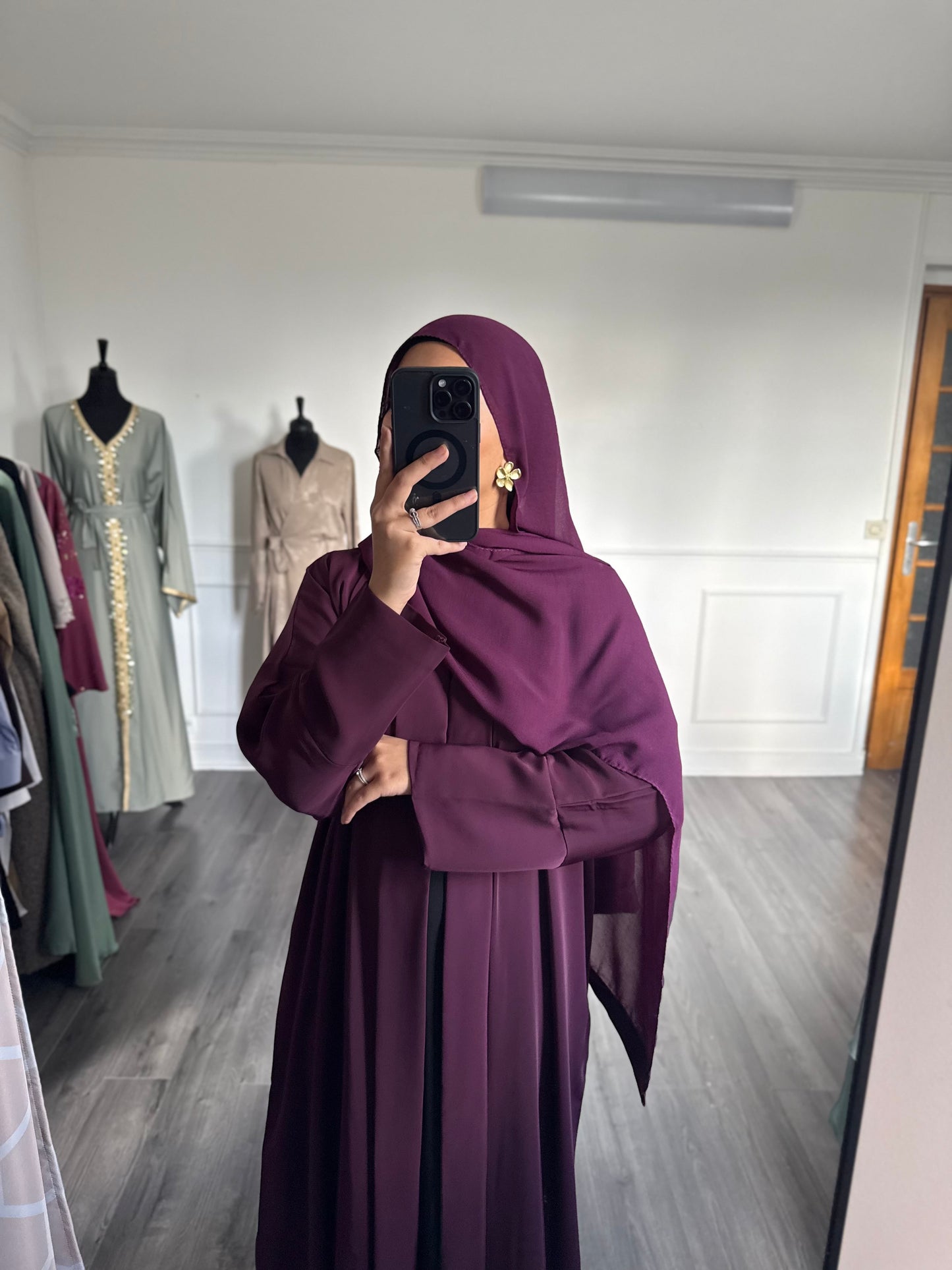 Abaya Ayna