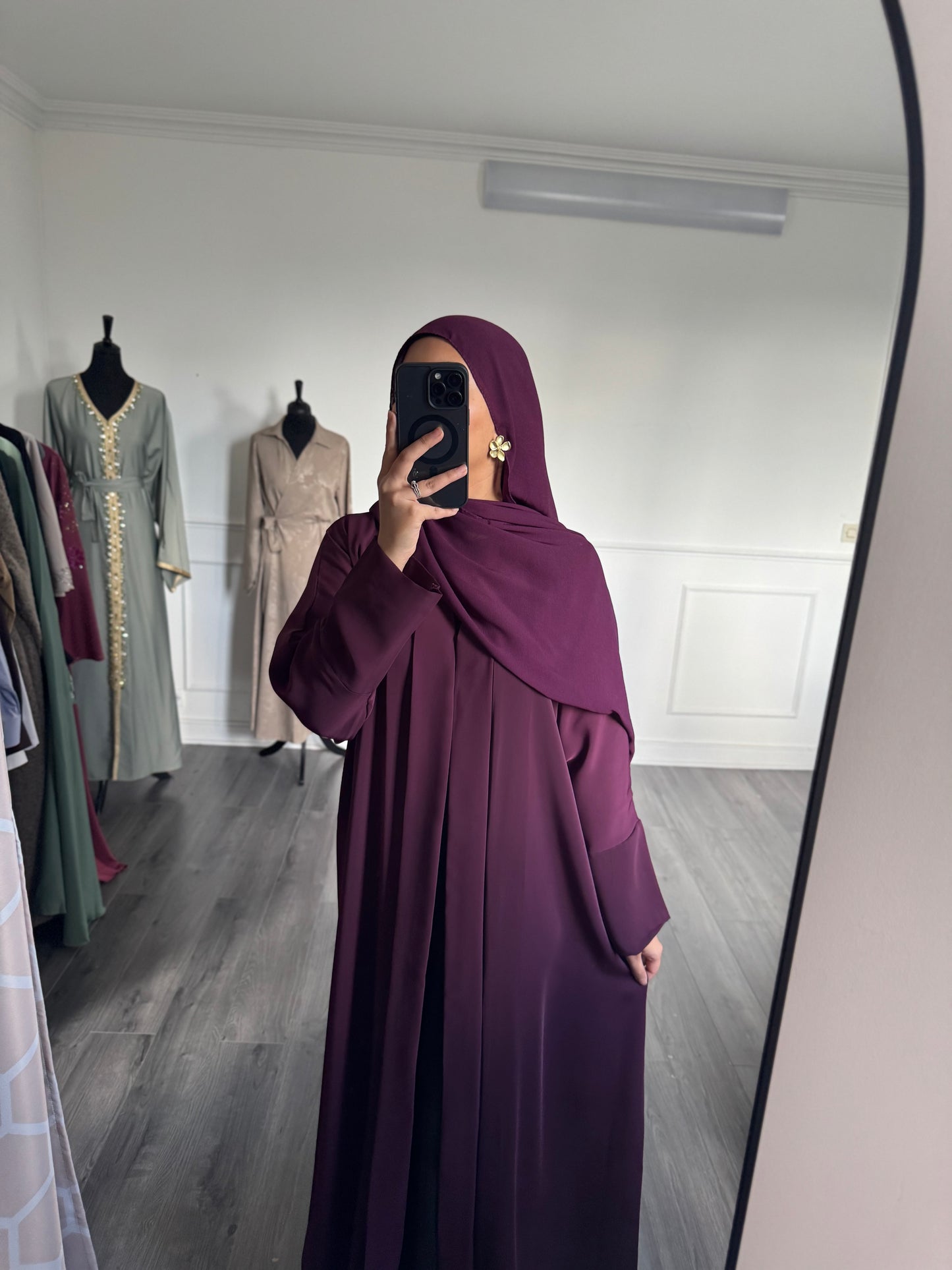 Abaya Ayna