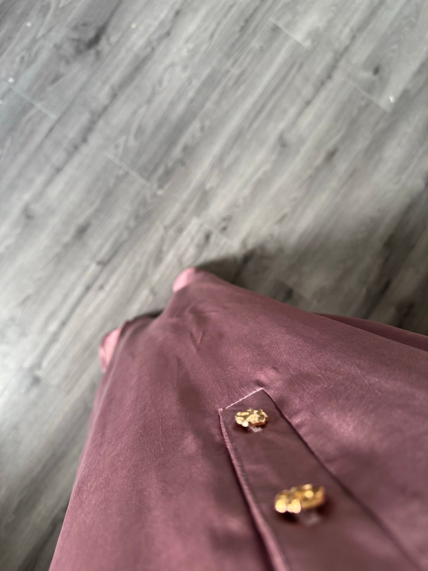 Robe satinée rose