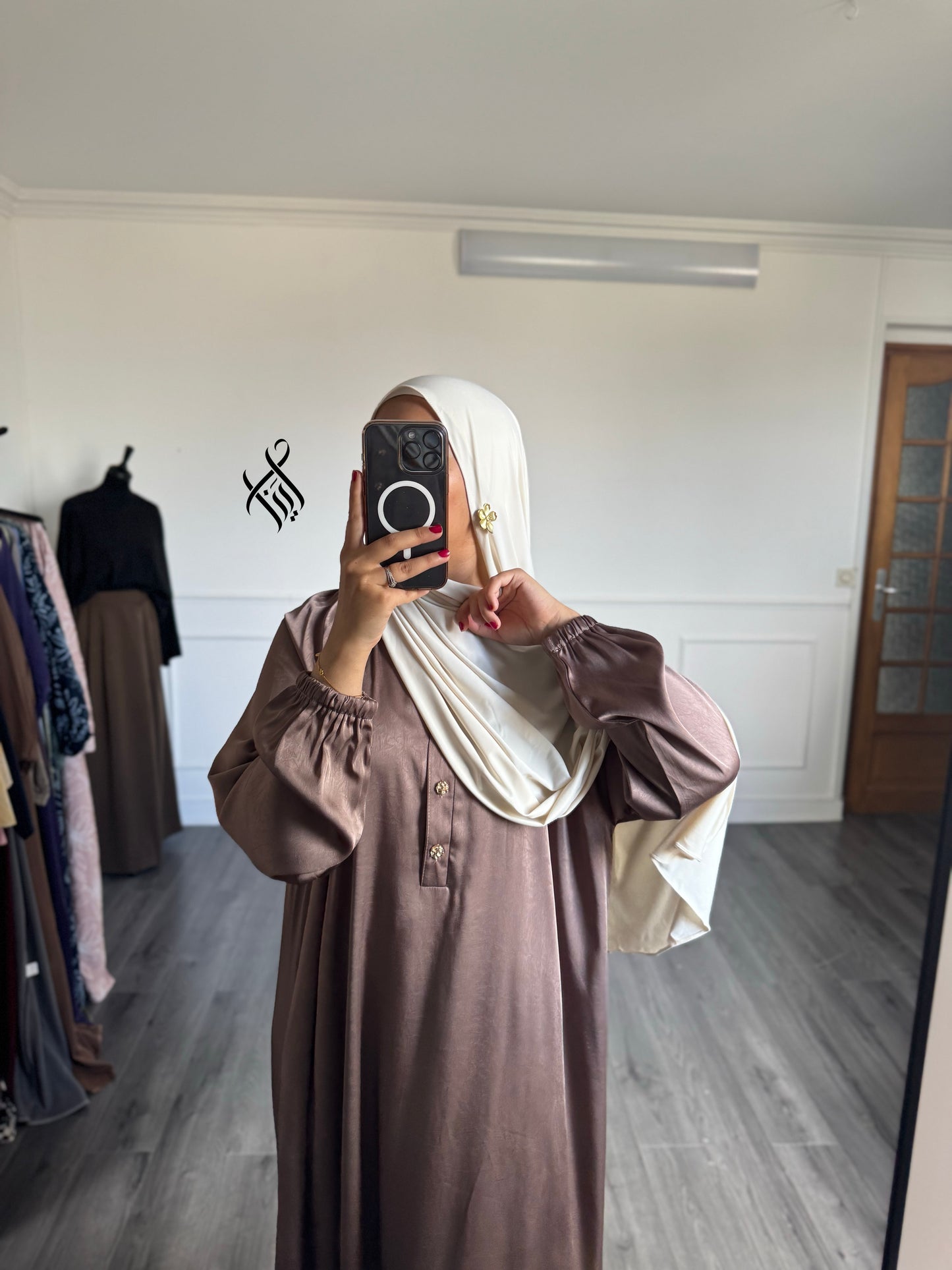 Robe satinée