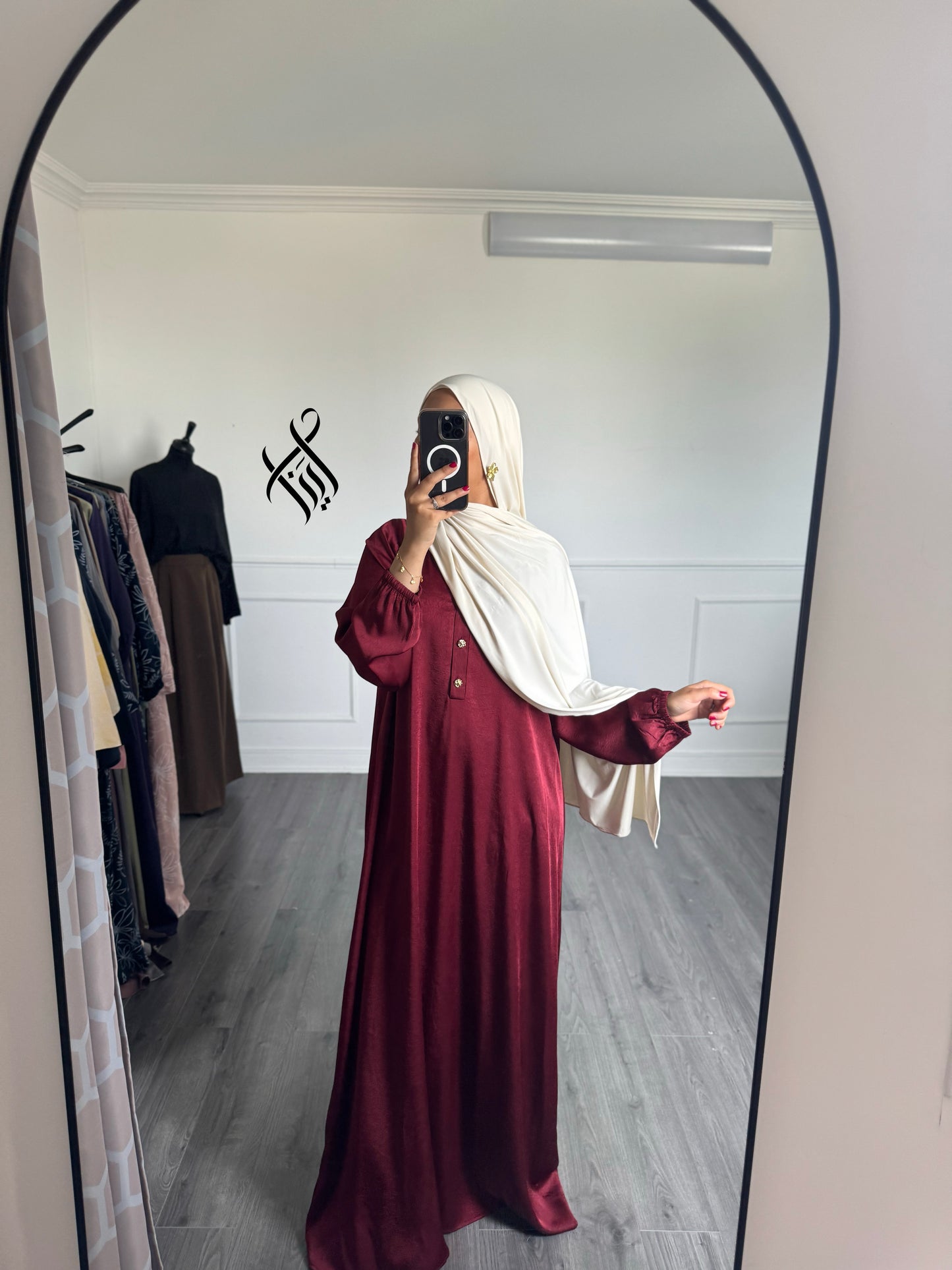 Robe satinée bordeaux