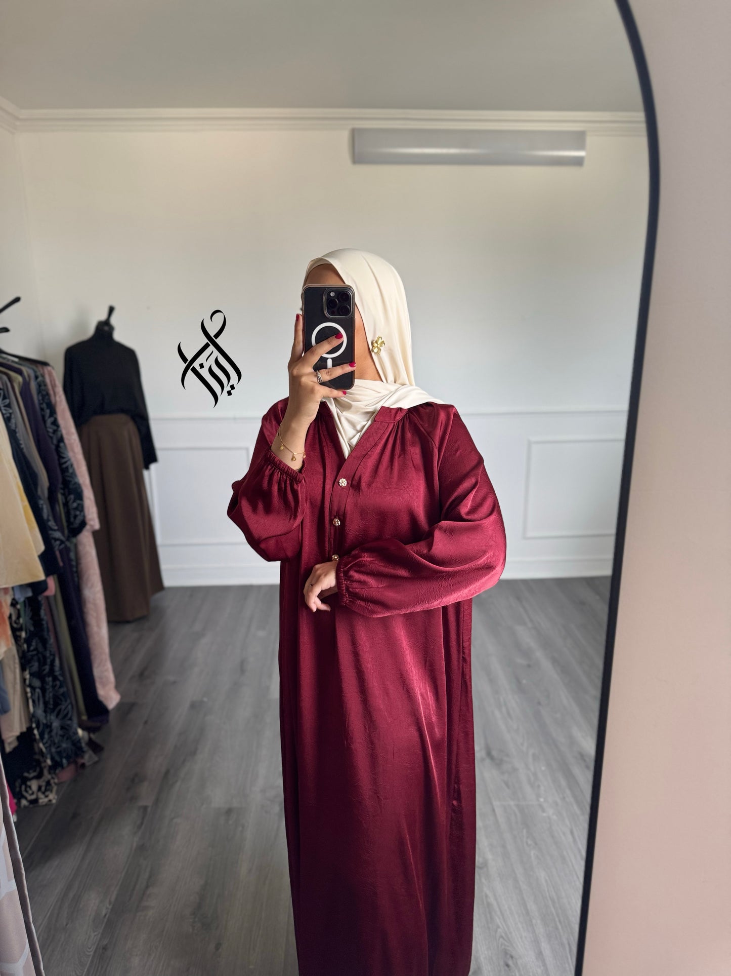 Robe satinée bordeaux