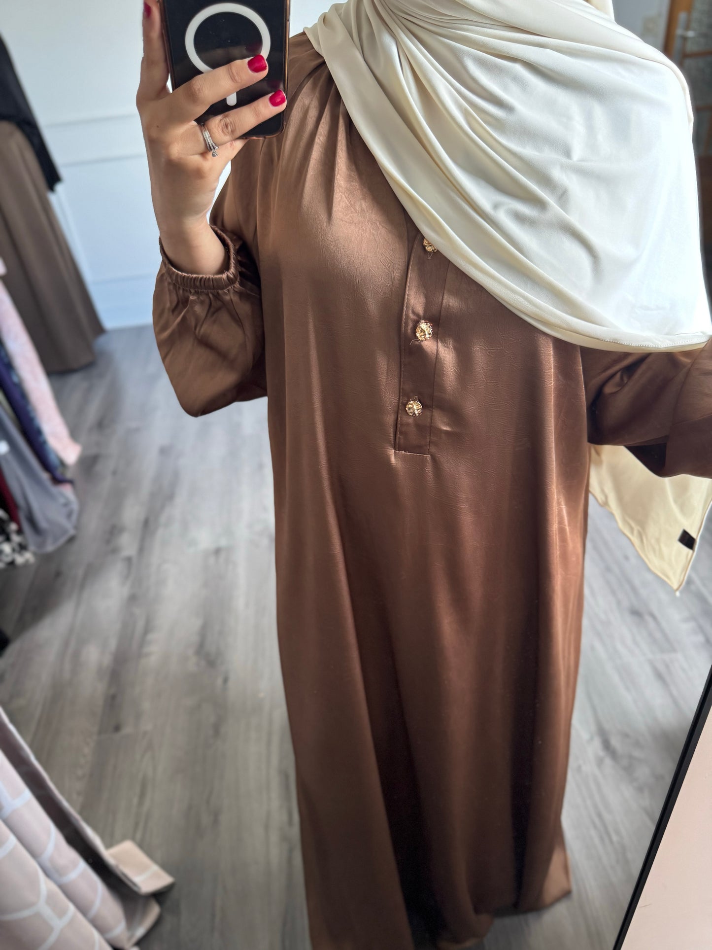 Robe satinée cappuccino