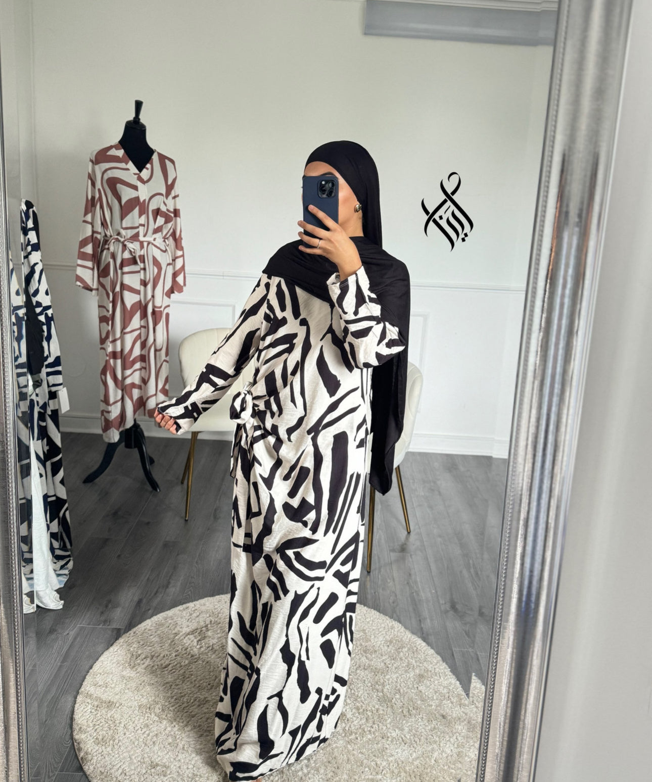 Robe Maya noir