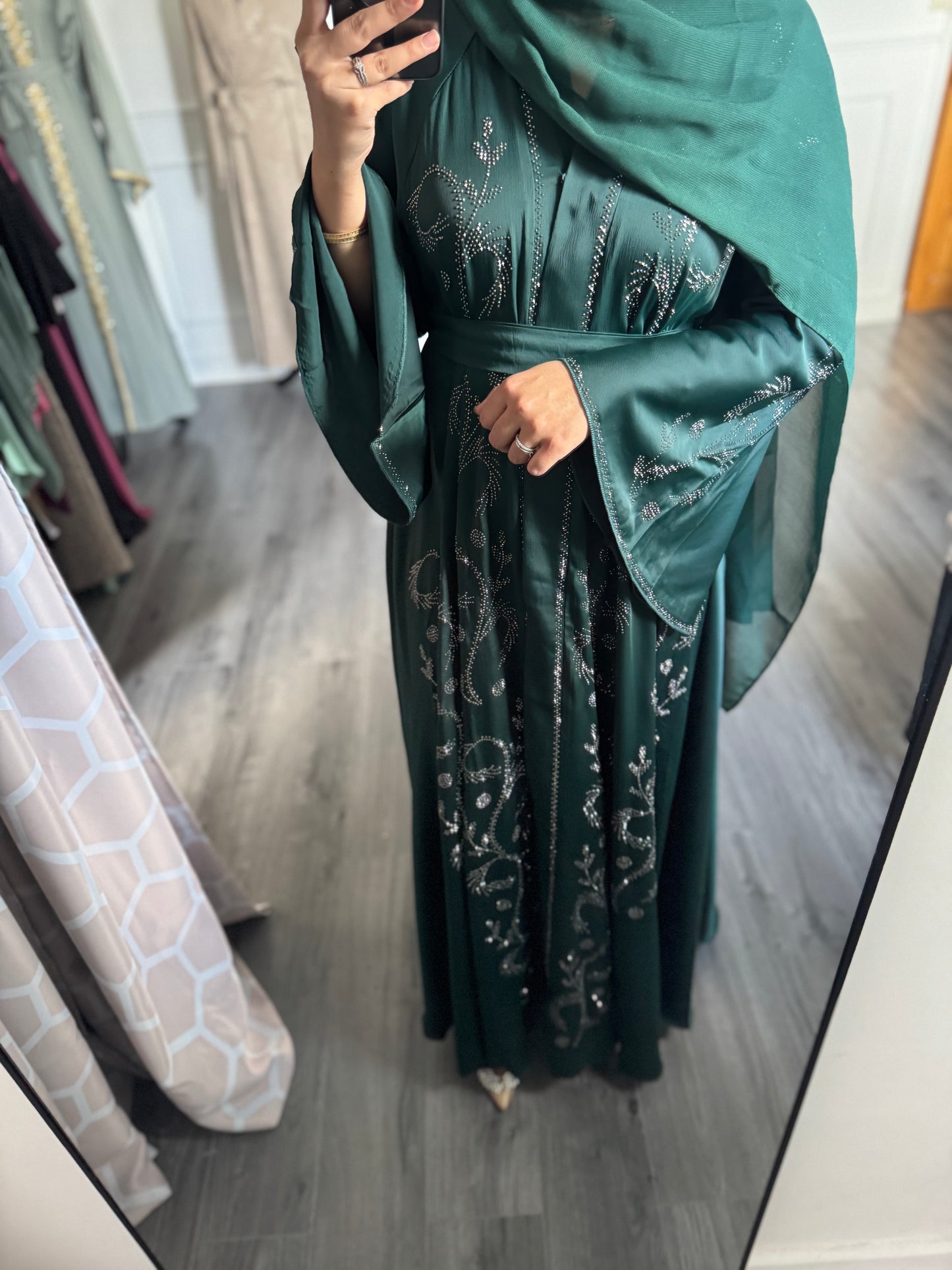 Abaya Mehrin