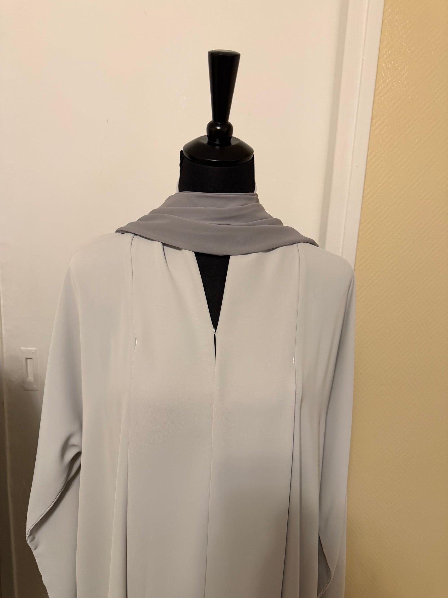 ABAYA SORAYA — Gris clair