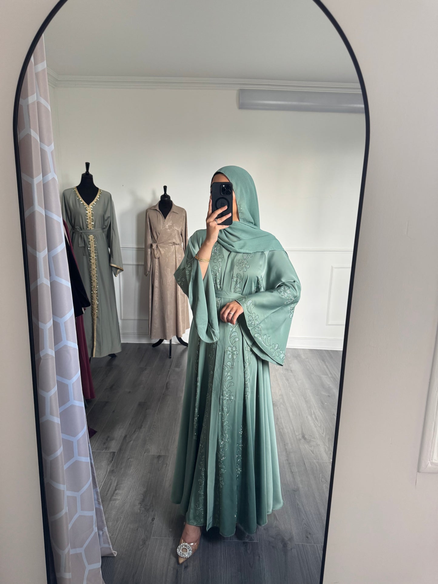 Abaya Serine