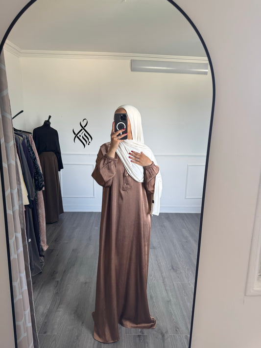 Robe satinée cappuccino