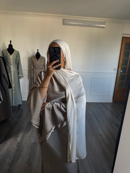(Beige) Robe satinée longue