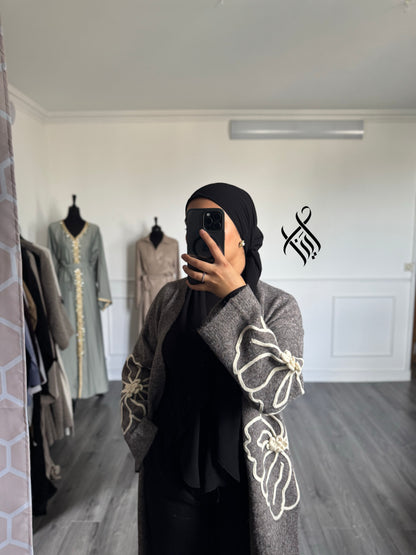 (taupe grisé) Gilet doux fleurie