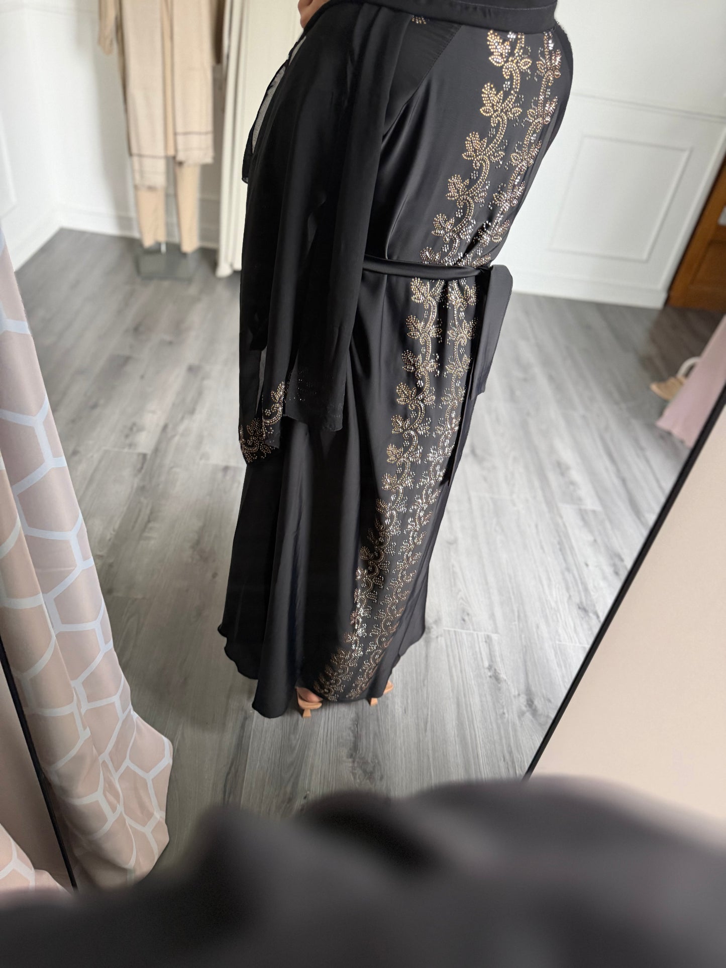 Abaya Haseen