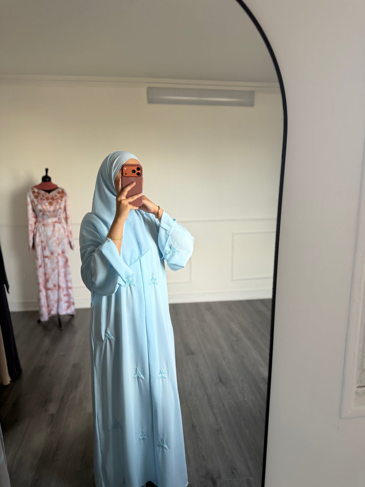 ABAYA AYNA —