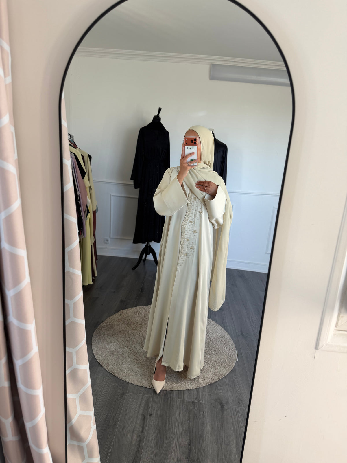 Abaya Mehreen