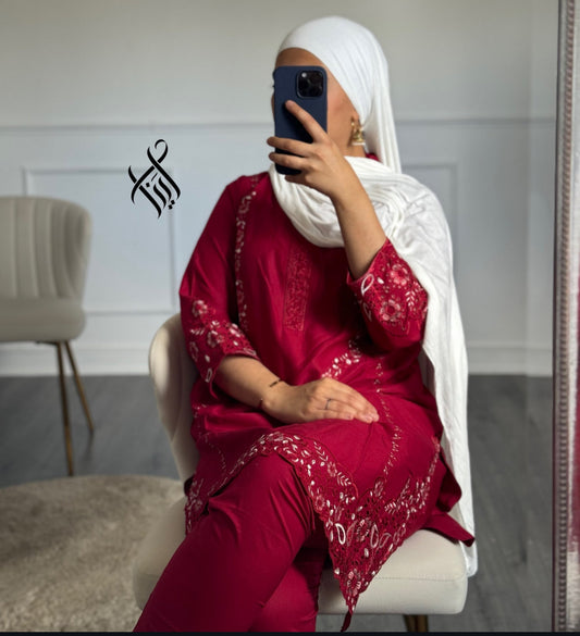 SUIT MEERAB