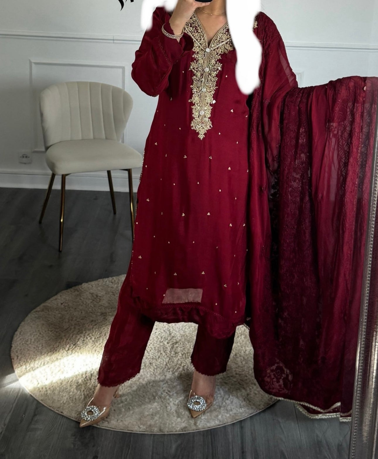 SUIT NAZIYA