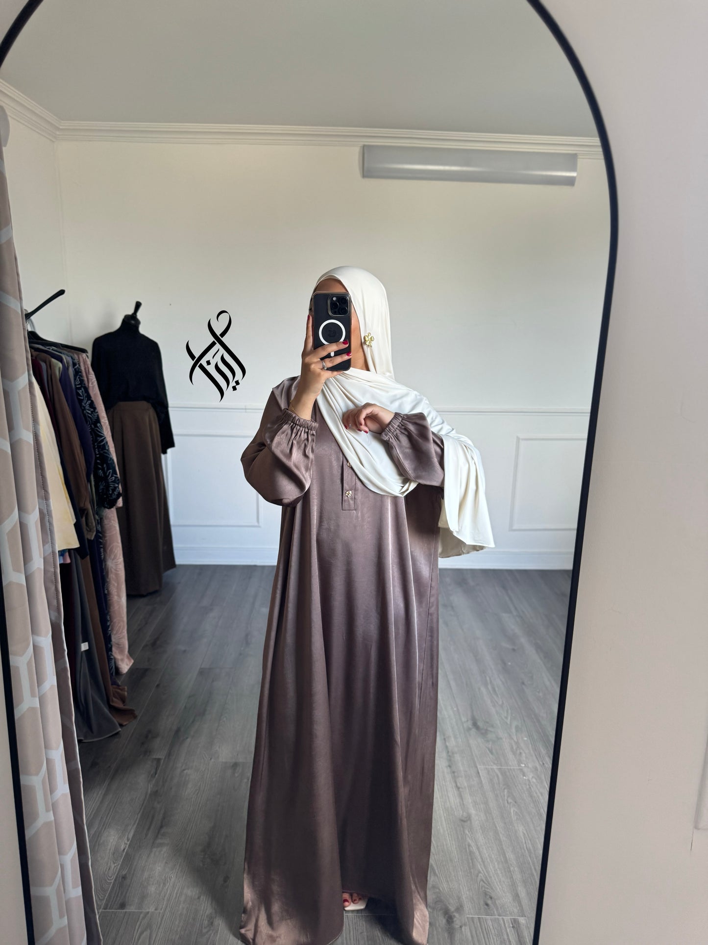 Robe satinée