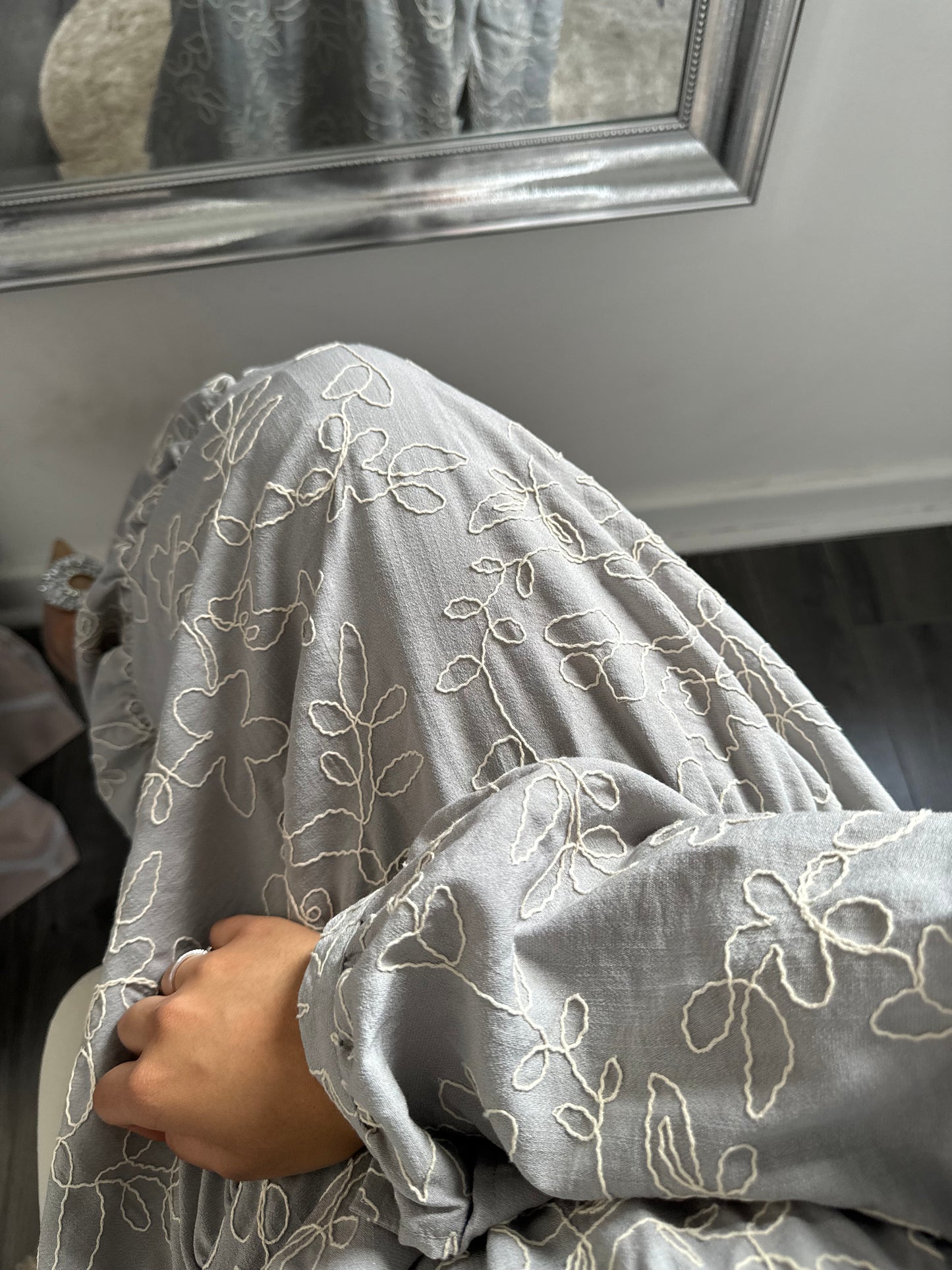 Robe Khalida
