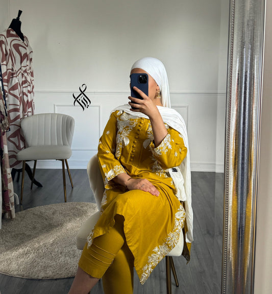 SUIT 2P : Muqadas