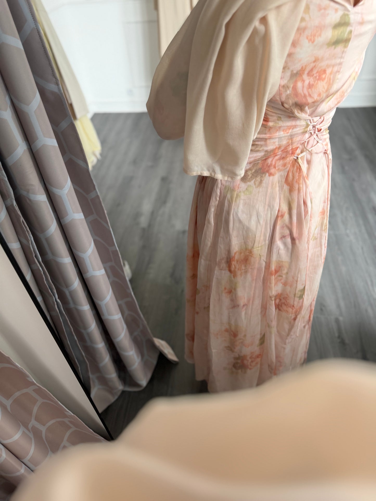 Robe fleurie pêche