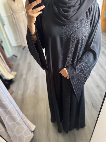 Robe Nadia