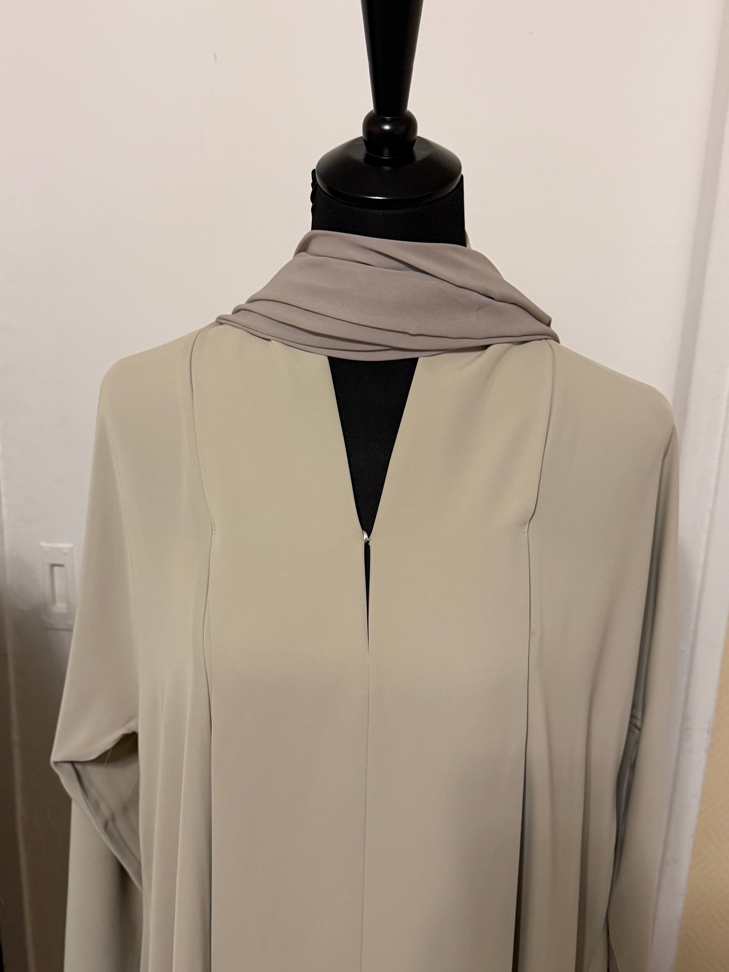 ABAYA SORAYA — spécial couleur taupe  sauge