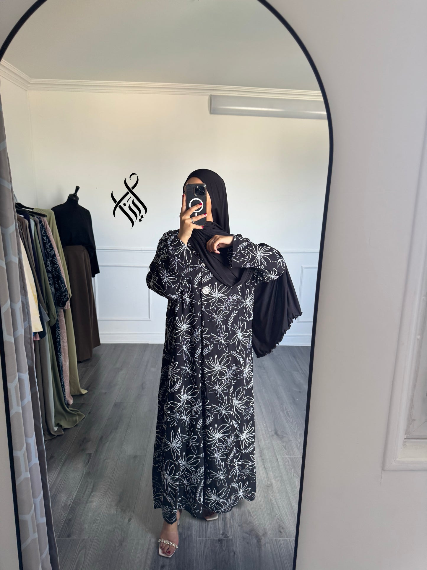 Robe à motif noir