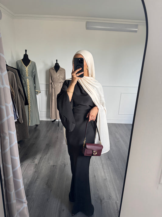 Robe satinée longue