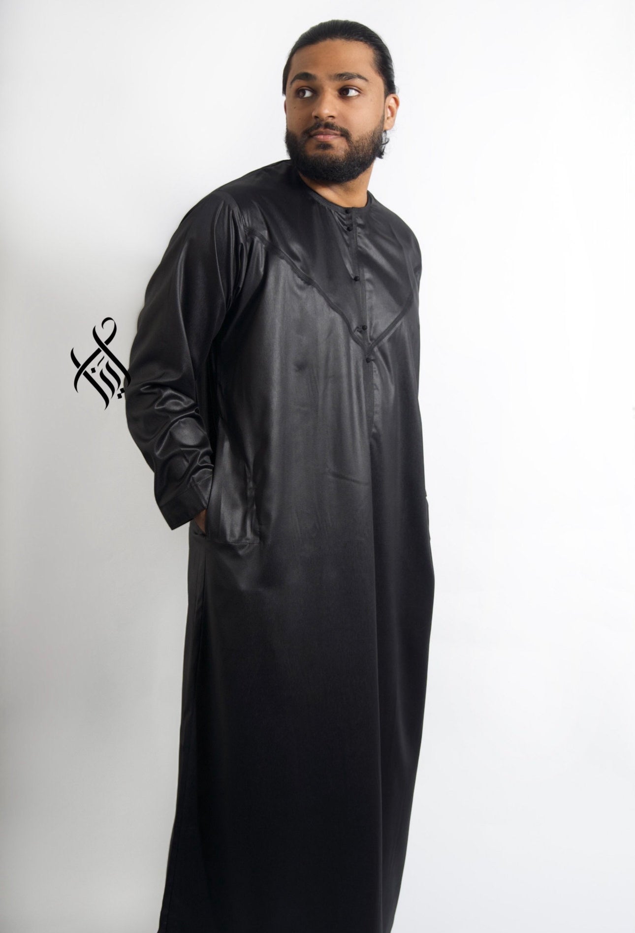 QAMIS SATINÉE ELYAS - NOIR