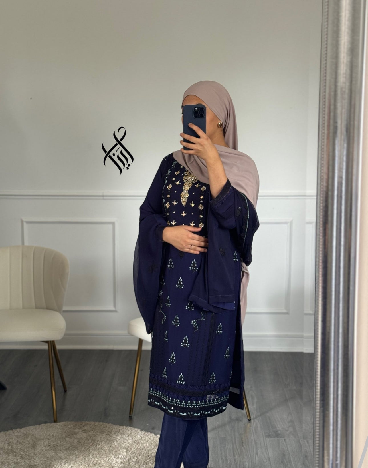 SUIT ALIYA