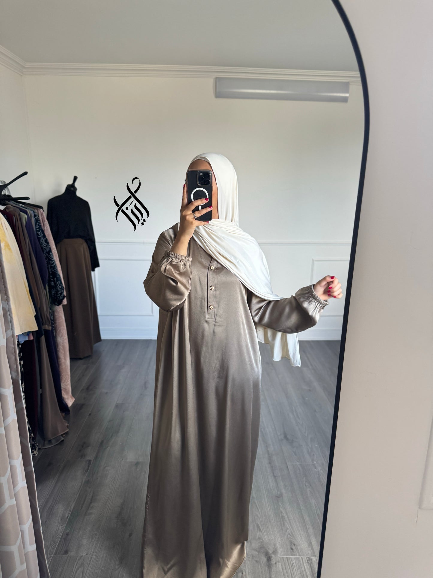 Robe satinée Kaki champagne