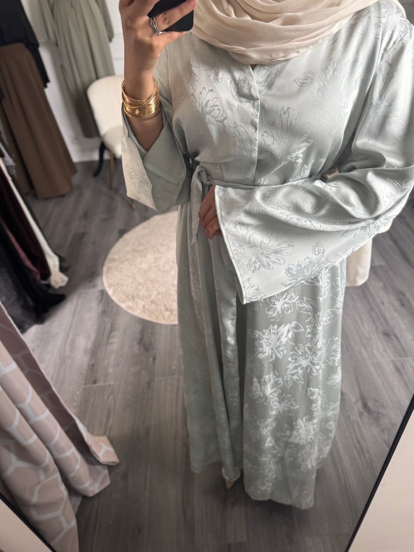Robe Kiran