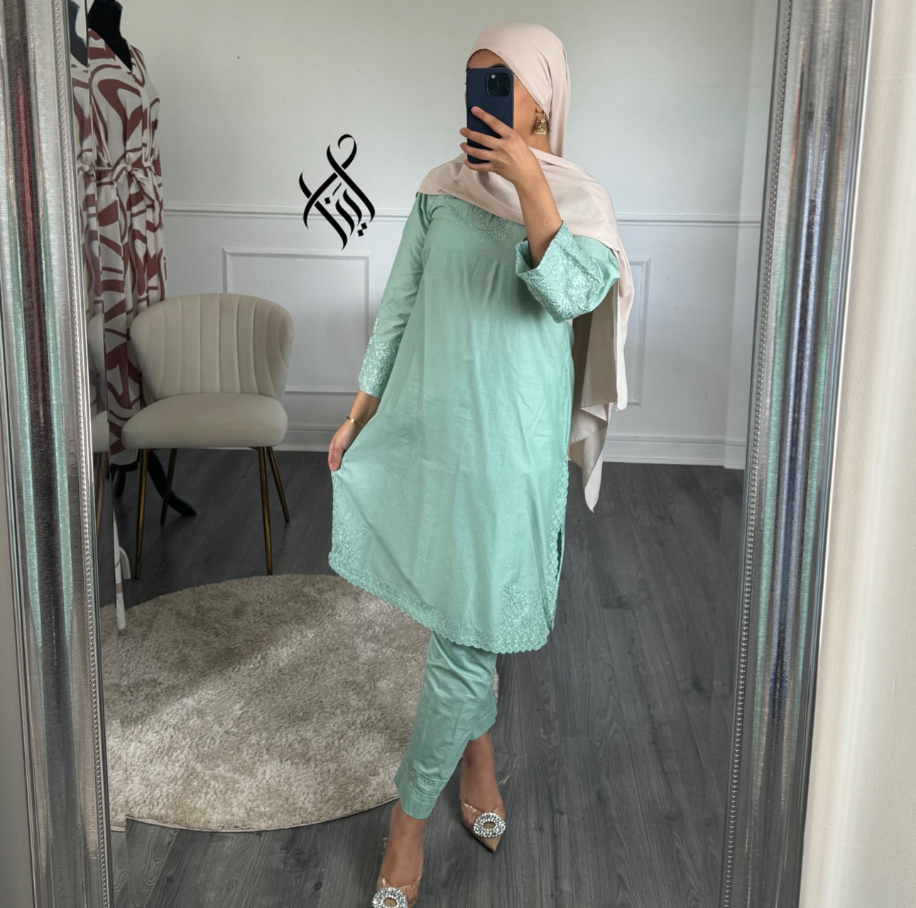SUIT SANIYA