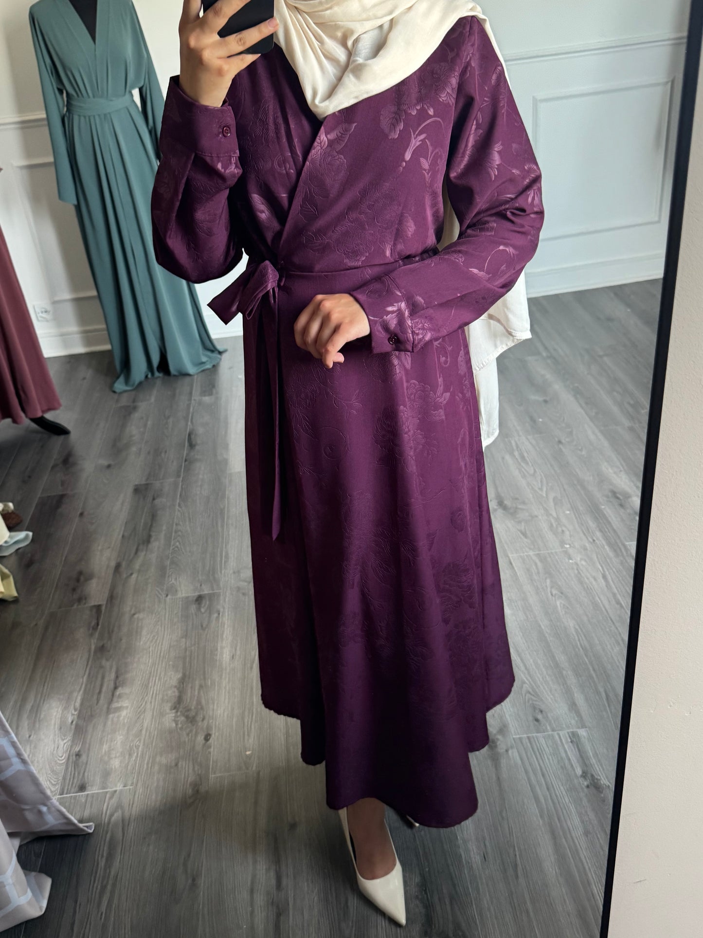 Robe Nadia