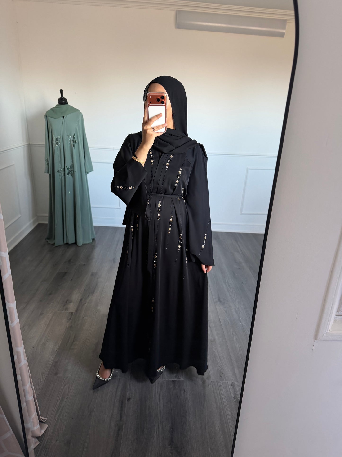 Abaya Maham