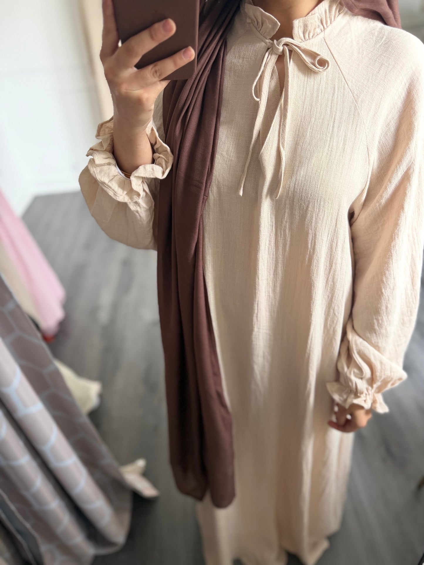 Robe Nazia