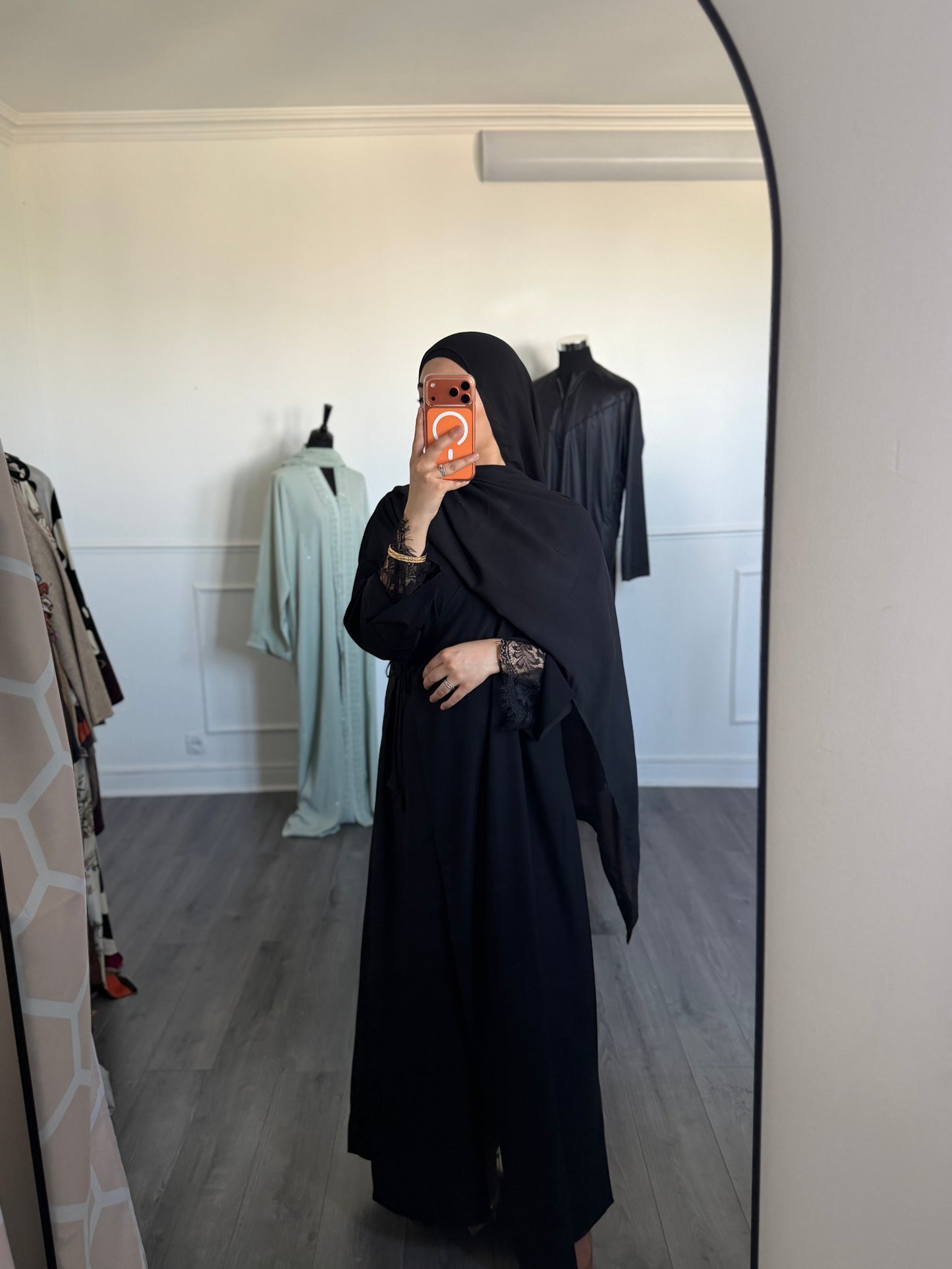 Abaya INAYA