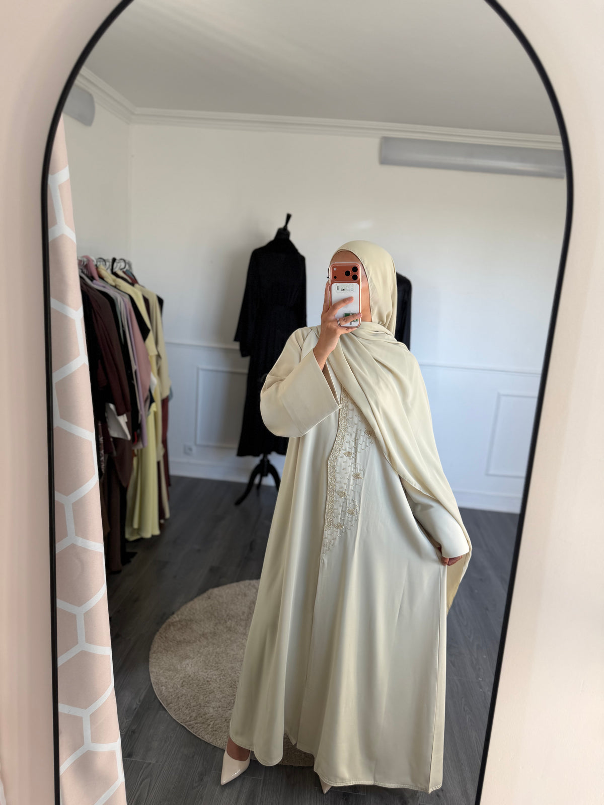 Abaya Mehreen