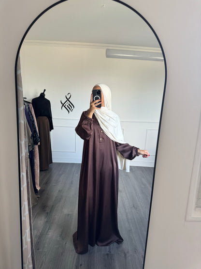 Robe satinée marron