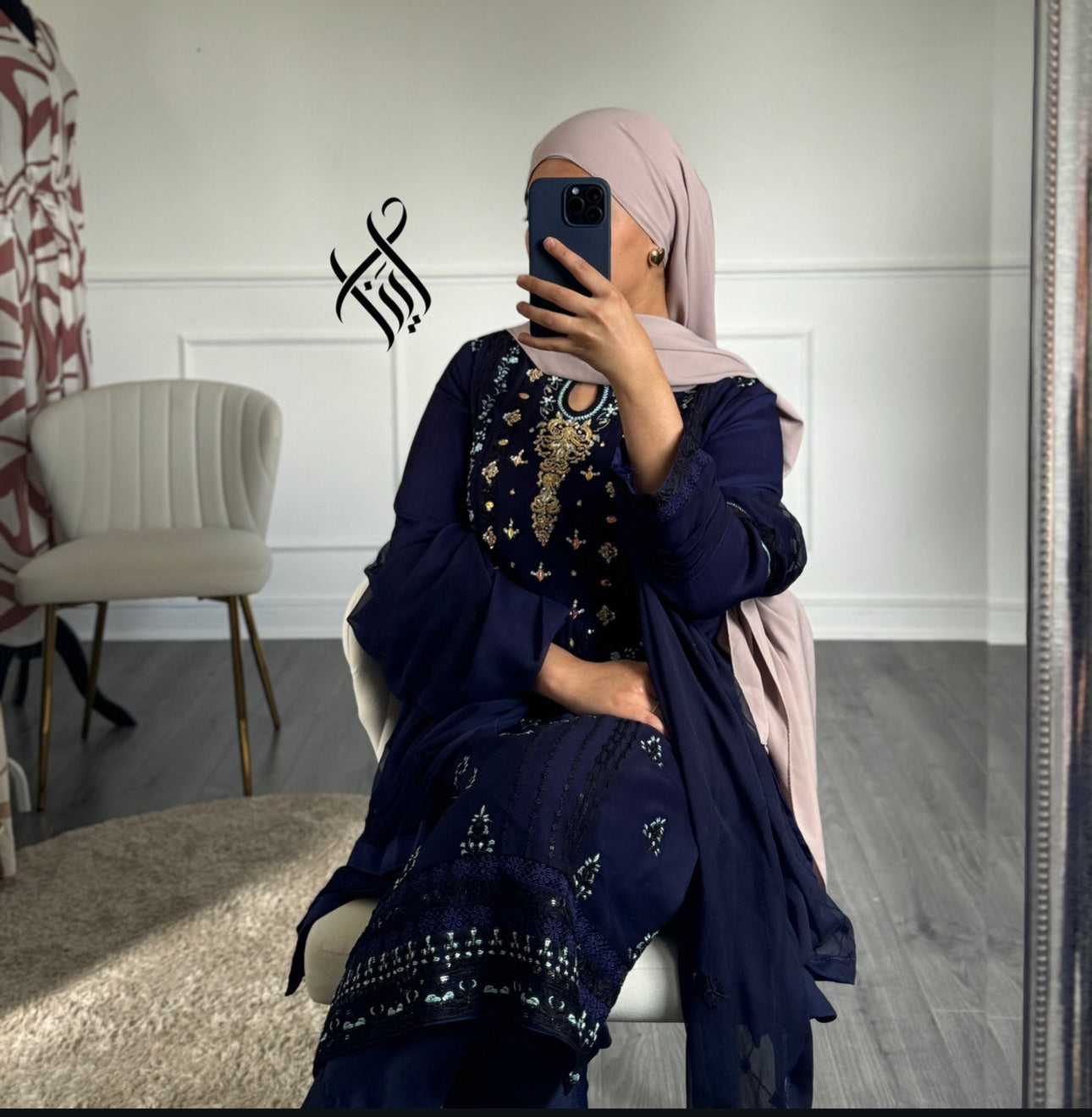 SUIT ALIYA
