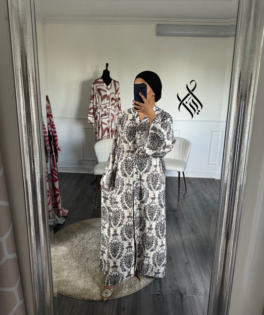 Robe Vayana