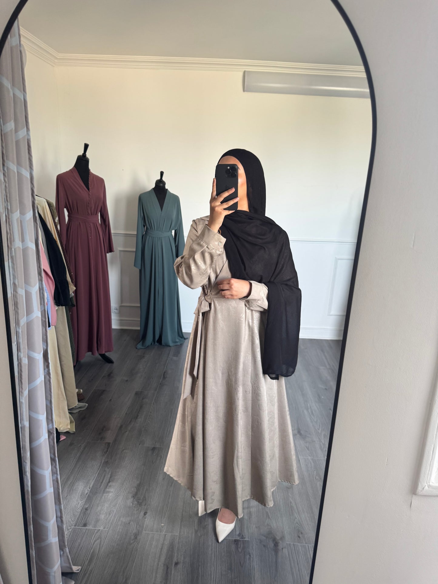 (Beige) Robe Nadia