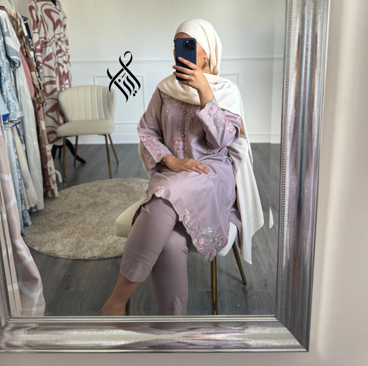 SUIT MIRAH