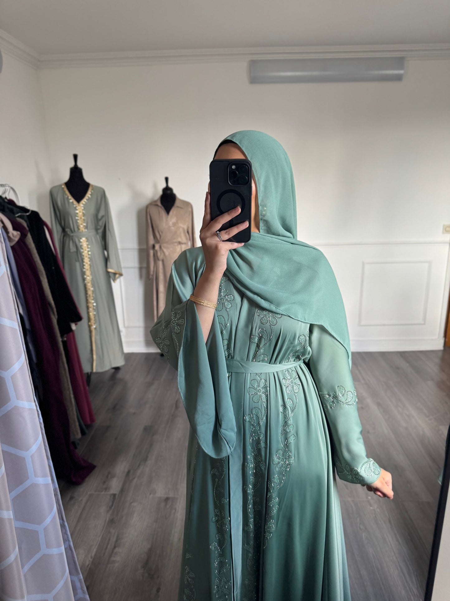 Abaya Serine
