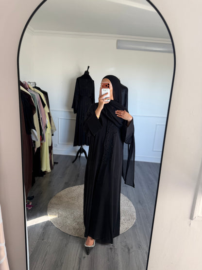 Abaya Mehreen