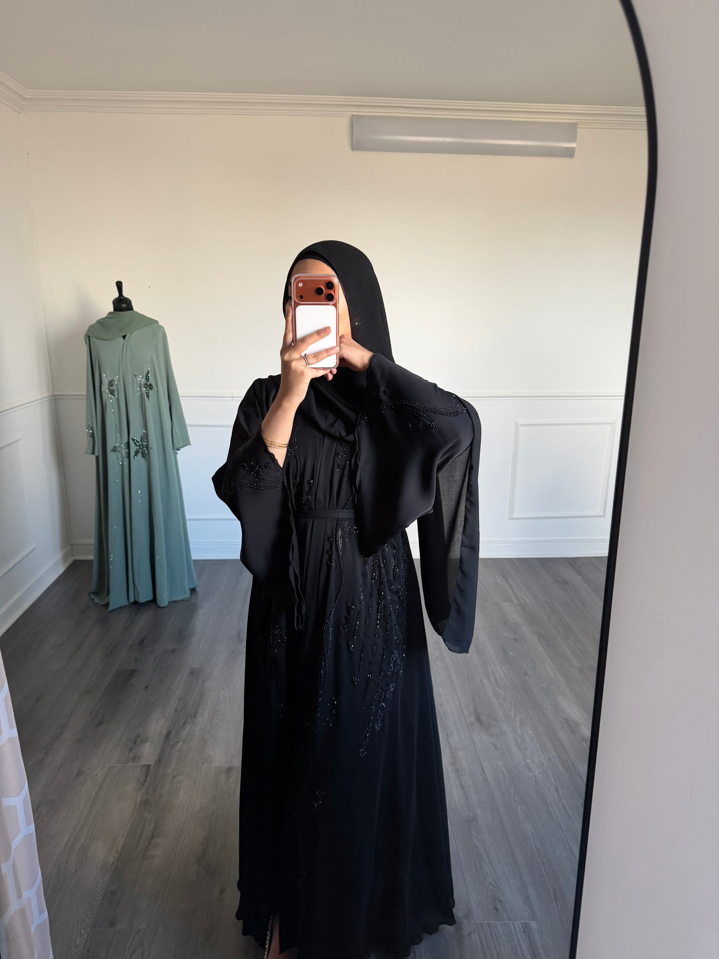 Abaya Bahar