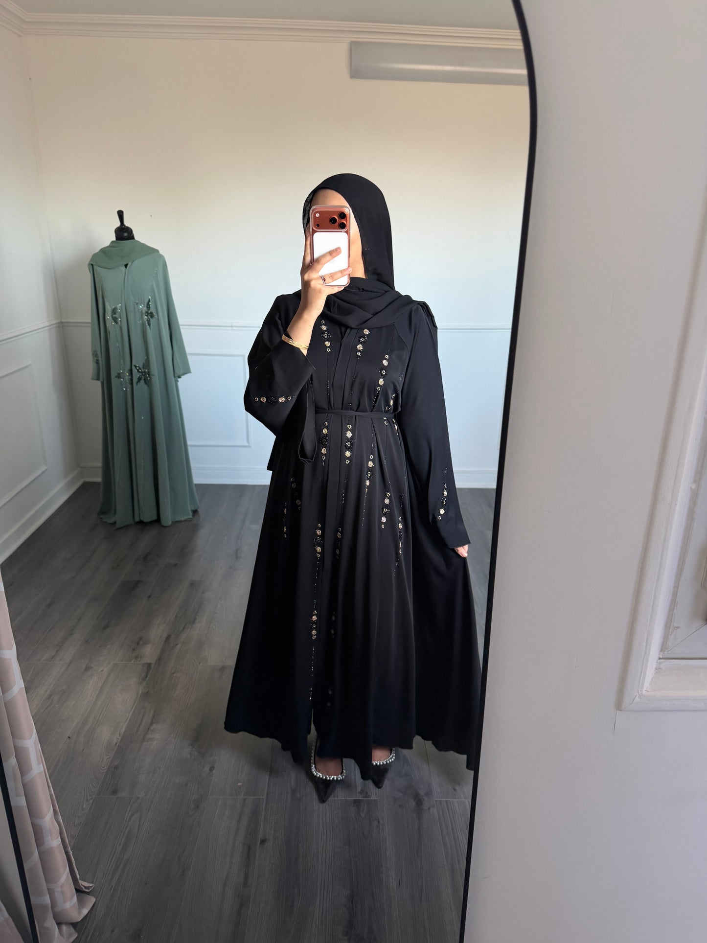 Abaya Maham