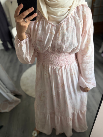 Robe rose fleurie