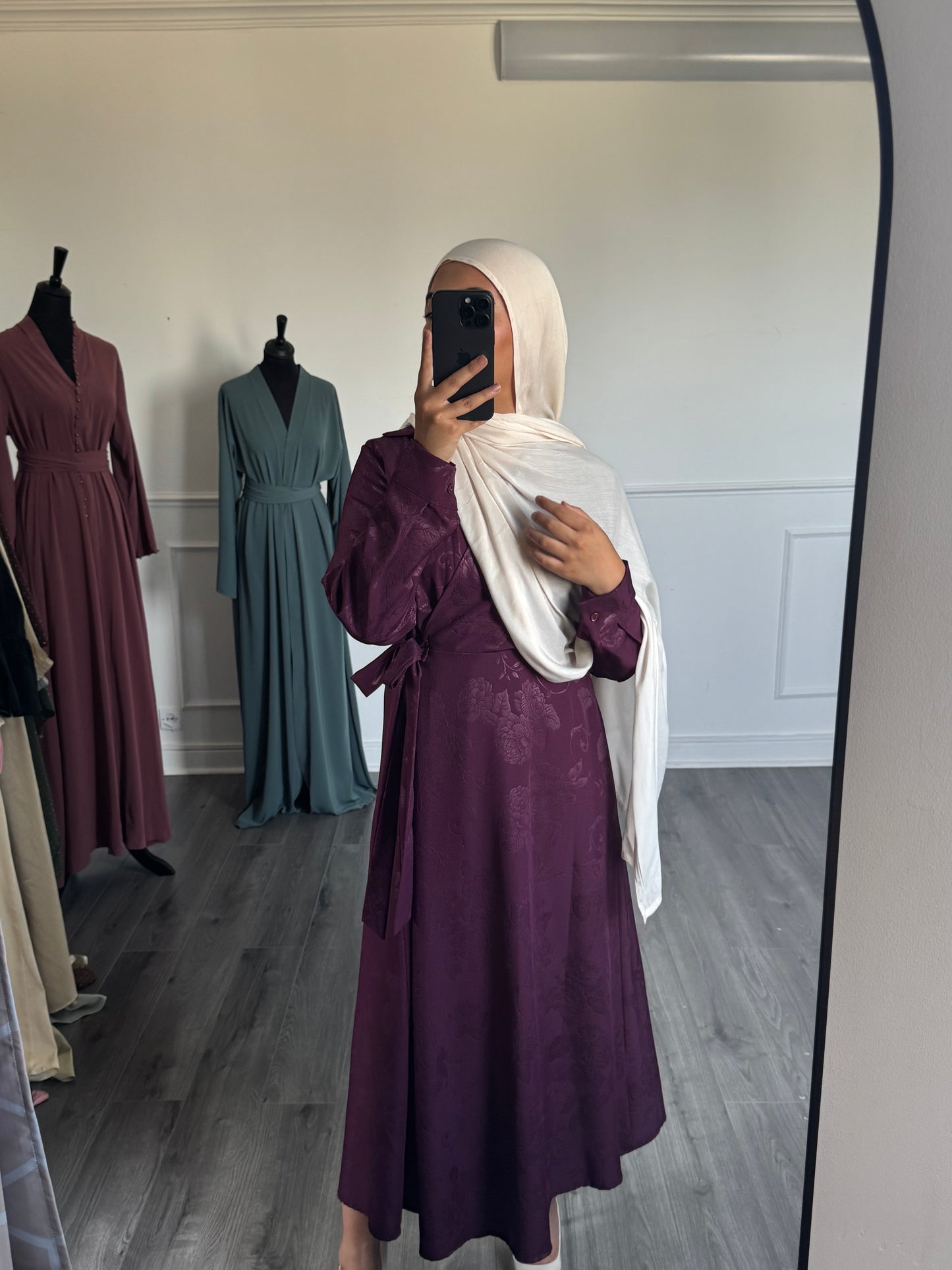 Robe Nadia